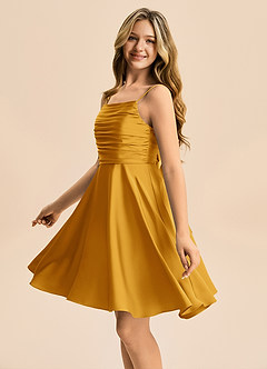 Azazie Miko Junior Vestido de Caramelo de Satén Elástico de Corte en A con Plisado image7