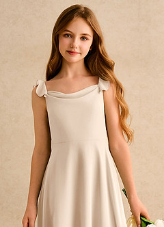 Azazie Puppy Girls Formal Blumenmädchenkleider A-Linie Plissee Chiffon Kleid Alabaster Weiß image6