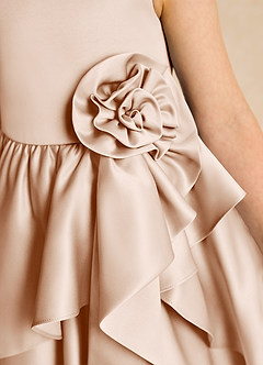 Azazie Hermia Blumenmädchenkleider A-Linie ärmellos Matte Satin Kleid Englisches Rosa image6