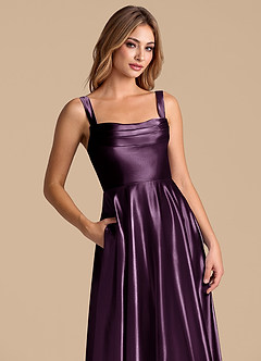 Azazie Shaude 신부 들러리 드레스 A라인 주름진 메탈릭 새틴 바닥 길이 드레스 image2