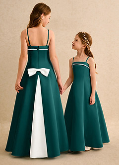 Azazie Izel Girls Formal Flower Girl Klänningar Klä A-Line i Matt satäng Plisserad image1