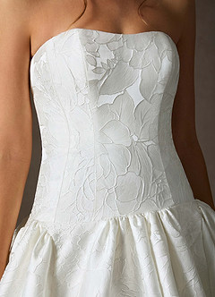 Azazie Gloria Bröllopsklänningar Klä av Balklänning i Blommig Jacquard Axelbandslös Diamantvit image9