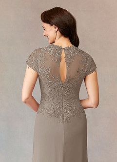 Azazie Junie Mère de la mariée Robes Robe Trapèze en Mousseline de soie Dentelle Taupe image10