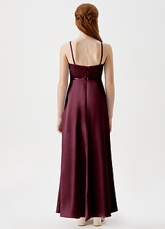 Azazie Kaylee Junior Robe Trapèze en Satiné métallisé avec ceinture Cabernet image2