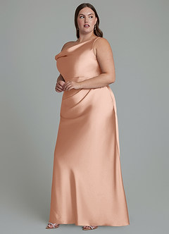 Azazie Emerson Vestidos de damas de honor Vestido Oro Rosa de Satén Elástico de Corte Sirena con Hombros descubiertos image10