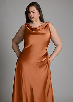 Azazie Nerine Vestidos de damas de honor Vestido Cobre de Satén Elástico de Línea A con Plisado image11