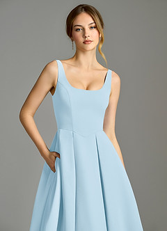 Azazie Amalie 신부 들러리 드레스 A라인 주름진 쉬폰 티 길이 드레스 image7