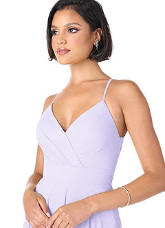 Azazie Avelina Robes de demoiselle d'honneur Robe Trapèze en Mousseline de soie Col V plissé Lilas image4