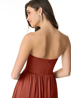 Azazie Morana Jurken voor bruidsmeisjes Converteerbaar Jurk van Stretch Satijn met A-Lijn Off the Shoulder Terracotta image8