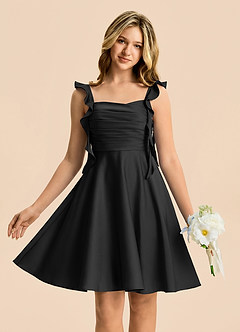 Azazie Kira Junior Robe Trapèze en Satin extensible Rayé Noir image1