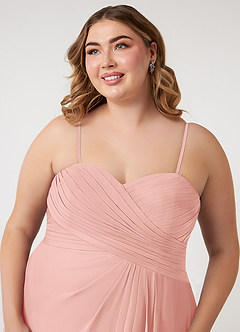 Azazie Arabella Allure Vestidos de damas de honor Vestido de Rosetón de Gasa de Corte en A Convertible con Escote de Corazón image19