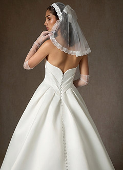 front Vintage Floral Lace Birdcage Veil