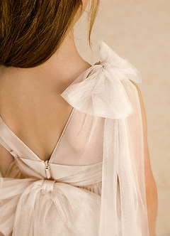 Azazie Dori Robe Demoiselle D'honneur Fillette Robe Trapèze en Tulle Rayé Albâtre Blanc image8