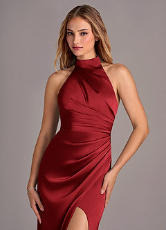 Azazie Jemma Robes de demoiselle d'honneur Robe Fourreau en Satin extensible Plissée Écarlate image6