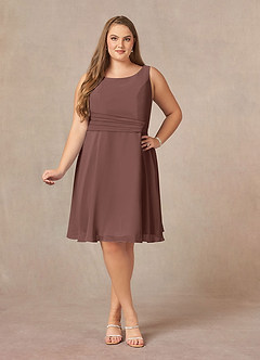 Azazie Shirley Mère de la mariée Robes Robe Trapèze en Mousseline de soie Plissé Scoop Expresso image11