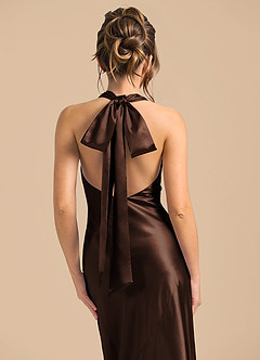Azazie Velli Robes de demoiselle d'honneur Robe Fourreau en Satiné métallisé Col Haut Ganache image6