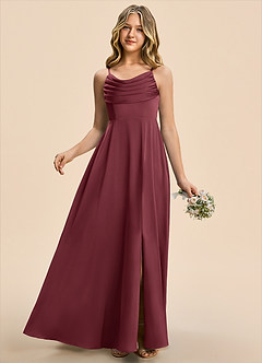 Azazie Gia Junior Robe Trapèze en Satin extensible Plissé Merlot image5