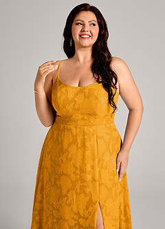 Azazie Moira Abiti da Damigella Abito A-Line in Burnout Floreale Spacco Laterale Caramello image12