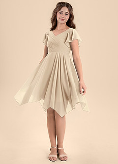 Azazie Janeaurelia Junior Abito A-Line in Chiffon Plissettato Champagne image4