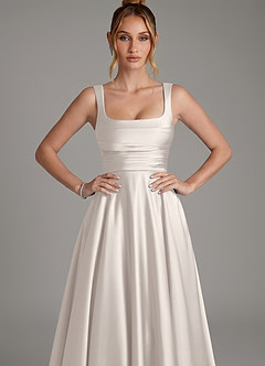 Azazie Azaria Robes de demoiselle d'honneur Robe Trapèze en Satin extensible Corset Albâtre Blanc image6