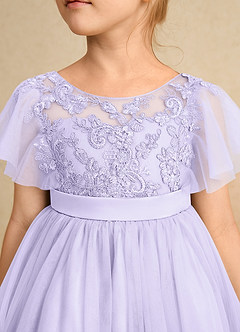 Azazie Queenie Robe Demoiselle D'honneur Fillette Robe Trapèze en Dentelle Lilas image4
