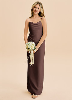 Azazie Mai Junior Vestido de Ganache de Gasa de Corte Recto con Plisado image4