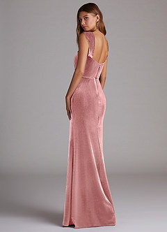 Azazie Junia Robes de demoiselle d'honneur Robe Fourreau Convertible en velours Épaule décolletée Rose Poussiéreuse image3