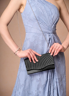 front Conjunto de sandálias envelope de cetim metálico combinando