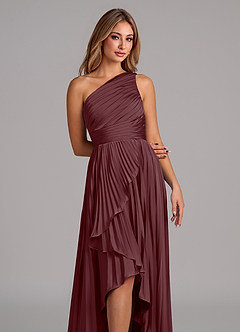 Azazie Lyrica Robes de demoiselle d'honneur Robe Trapèze en Satin extensible Une épaule Sangria image7