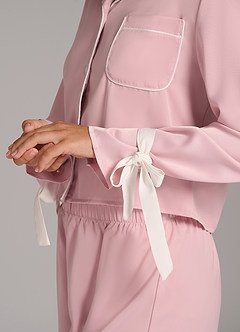 front Ensemble pyjama short à volants et manches nouées en satin contrasté