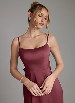 Azazie Zherra Vestidos de damas de honor Vestido Merlot de Satén Elástico de Corte Sirena con Lazo image3