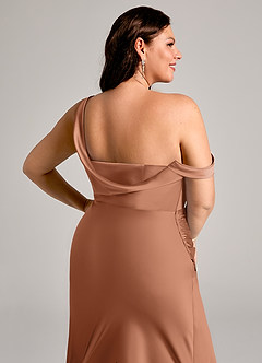 Azazie Madelyn Robes de demoiselle d'honneur Robe Sirène Convertible en Satin extensible Ue épaule Bronze image14