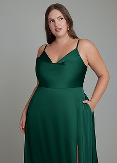 Azazie Sarella Robes de demoiselle d'honneur Robe Trapèze en Satin extensible Plissé émeraude image8