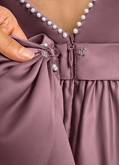 Azazie Dumpling Robe Demoiselle D'honneur Fillette Robe Trapèze en Mat Satiné Arc Mauve Vintage image7