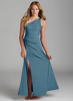 Azazie Maron Junior Robe Trapèze en Satin extensible Plissée Bermude image1