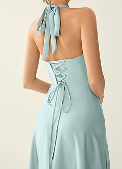 Titania Nebel Satin-Abendkleid mit V-Ausschnitt und Rüschen image5