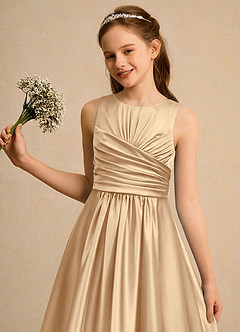 Azazie Ducky Girls Formal Blumenmädchenkleider A-Linie Plissee Stretch-Satin Kleid Champagner image6