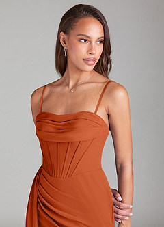 Azazie Amyra Vestidos de damas de honor Vestido de Naranja Quemada de Gasa de Corte Recto Convertible con Vestidos sin tirantes image2