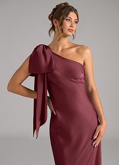 Azazie Capri Robes de demoiselle d'honneur Robe Sirène en Satin extensible Ue épaule Merlot image5