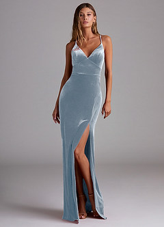 Azazie Becca Robes de demoiselle d'honneur Robe Fourreau en velours Bleu Poussiéreux image1