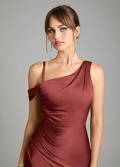 Azazie Madelyn Robes de demoiselle d'honneur Robe Sirène Convertible en Satin extensible Asymétrique Terracotta image3