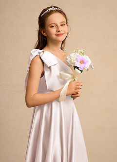 Azazie Guppy Junior Formal Flower Girl Klänningar Klä A-Line i Matt satäng Ena axeln image6