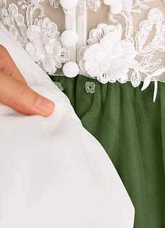 Azazie Lina Robe Demoiselle D'honneur Fillette Robe Princesse en Dentelle Ivoire Olive image9