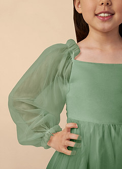 Azazie Aya Robe Demoiselle D'honneur Fillette Robe Trapèze en Tulle avec manches Matcha image3