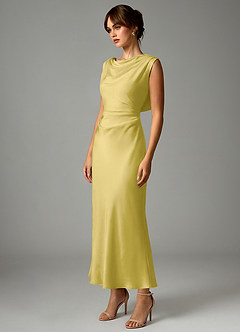 Azazie Kieryn Robes de demoiselle d'honneur Robe Sirène en Satin extensible Plissée Canari image3