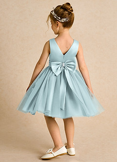 Azazie Tadpole Robe Demoiselle D'honneur Fillette Robe Trapèze en Mat Satiné Plissée Brume image5