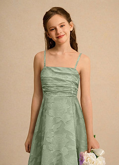 Azazie Pebbles Junior Formal Jurken voor bloemenmeisjes A-Lijn Jurk van Bloemen Burn-out Geplooid Stoffige Salie image2