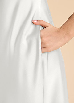 Azazie Sissy Junior Klänning av A-Line i Stretch Satin Off the shoulder image6