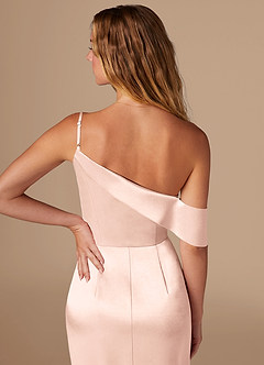 Azazie Lia Vestidos de damas de honor Vestido de Oro Rosa de Satén Metálico de Corte Recto con Vestidos sin tirantes image2