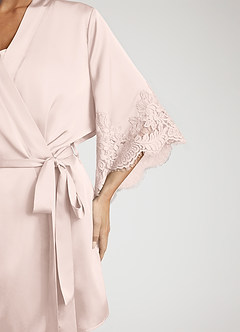 front Robe com mangas com acabamento em renda de cetim